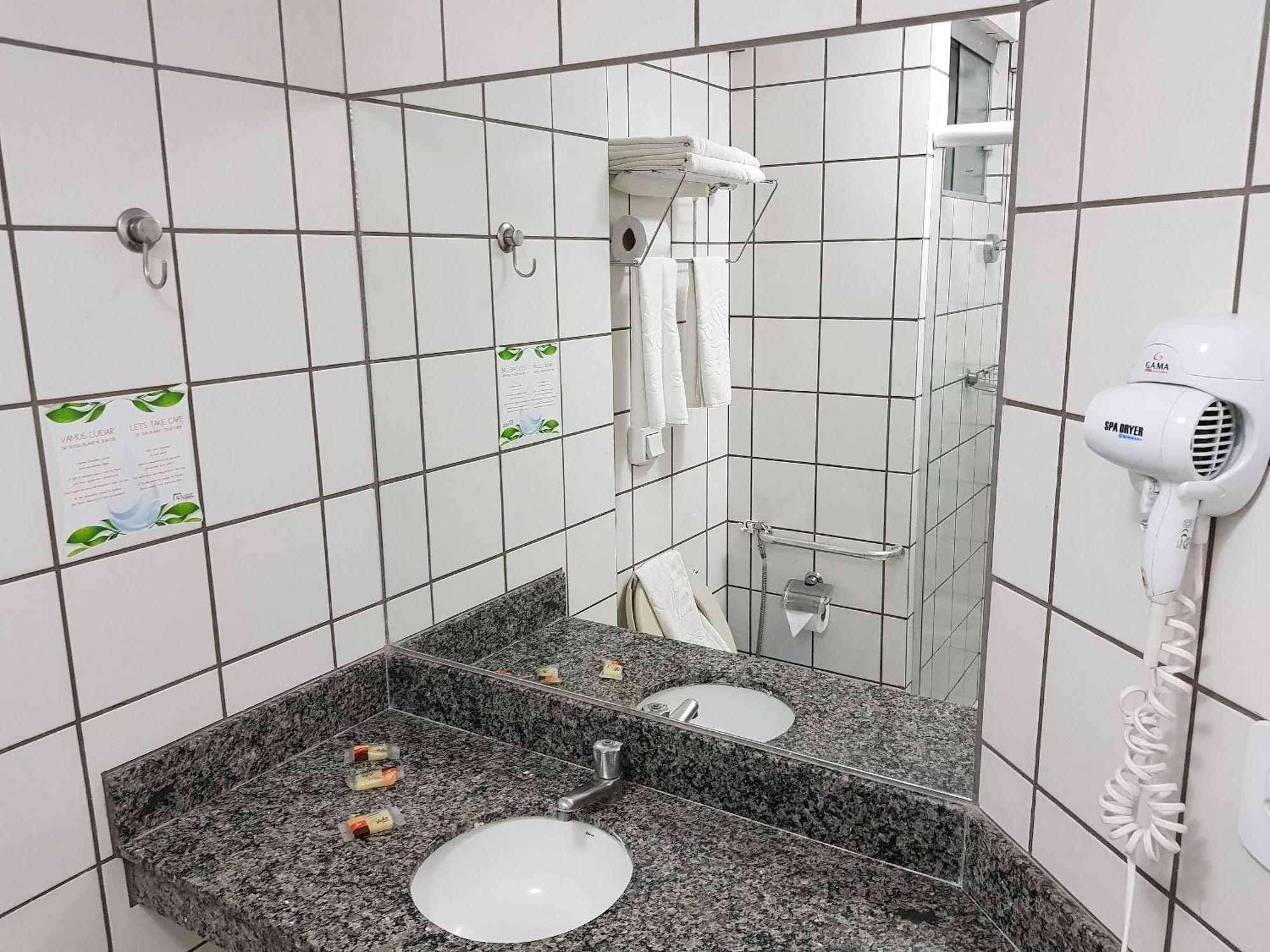 diRoma Exclusive RM Hospedagem Caldas Novas Exterior foto